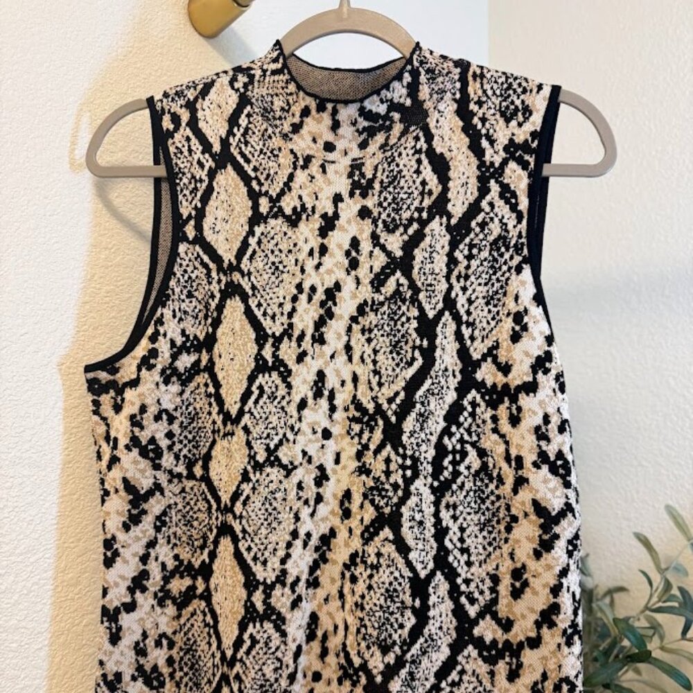 Snakeskin Mock Neck Sleeveless Top – Express, Size Large (NWT)